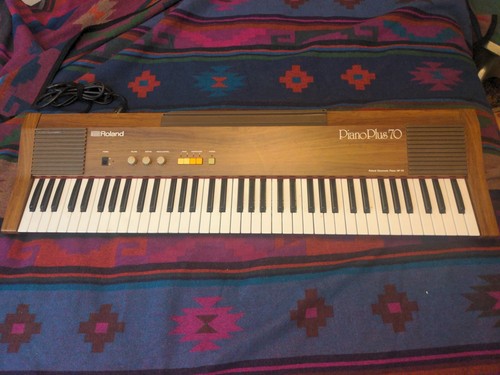 Piano plus roland 70 - plus,