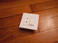 LEGRAND MOSAIC 50  appareillage double interrupteur poussoir / prise 2 pôles