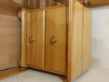 chambre cadre lit en 140, sommier, commode, table chevet en pin clair