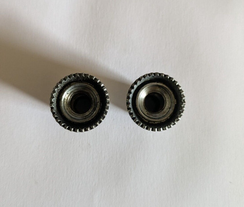 Paire écrous axe - paire, d'écrous
