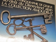 Grande clé en fer forgé. Art populaire, Haute époque, collections.