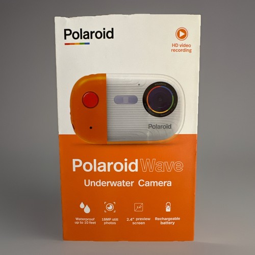 Polaroid wave underwater - wave,