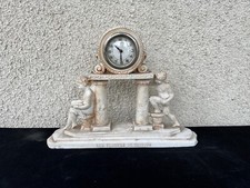 Pendule biscuit, "Les Flèches de Cupidon