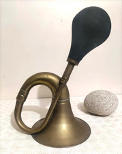 Klaxon ancien à poire en