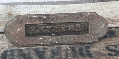 Ancienne entrée boite aux - boite,