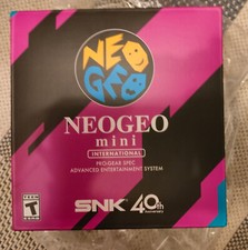 Neo Geo Mini - Edition Internationale - Console  avec 40 Jeux Inclus -- NEUF
