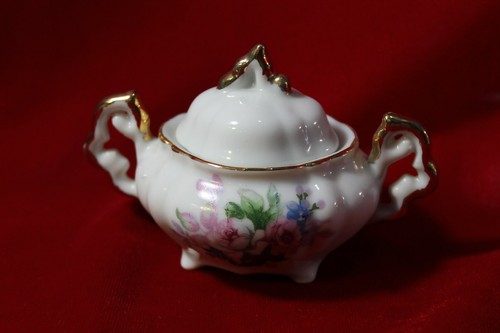 Small sugar bowl figurine - small,