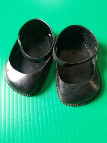 Poupée chaussures noires - ,