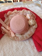 POUPEE CHAPEAU ANCIEN DENTELLE