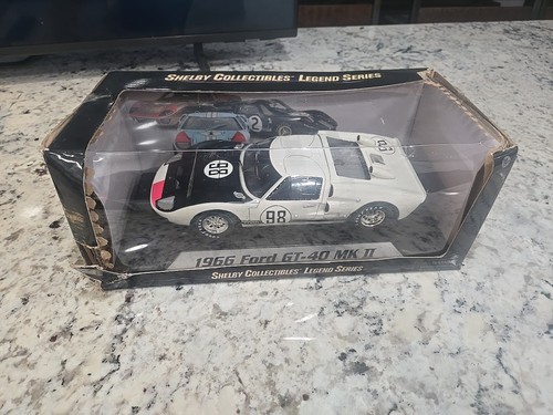 Rare shelby collectibles - 1:18,