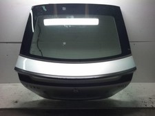 Malle/Hayon arriere MERCEDES