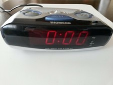 Radio - Réveil Thomson RR 60 L Secteur ou piles en état de fonctionner