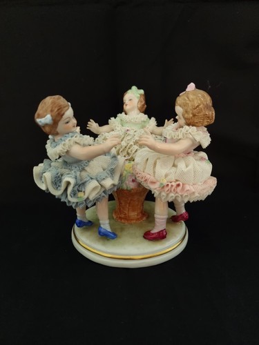 Dresden porcelain figurine - dresden,