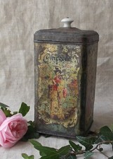 ANCIENNE BOITE EN FER