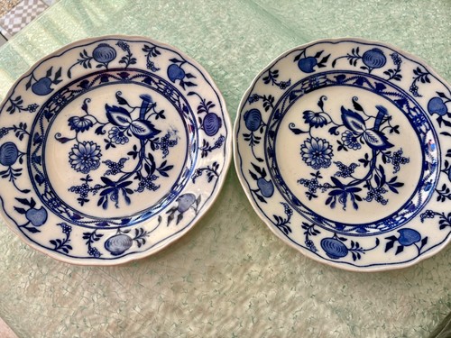 Anciennes assiettes plates - anciennes,