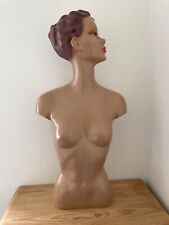 Buste de mannequin vintage femme tête années 50-60 pour magasin vitrine friperie