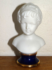 Joli Buste en Biscuit