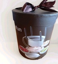 **CHOCOFUN  SERVICE FONDUE CHOCOLAT DANS SA BOITE D'ORIGINE POUR 4PERSONNES NEUF