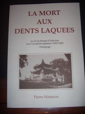 La mort aux dents laqués: Vie