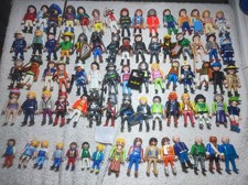 Lot de 75 personnages /