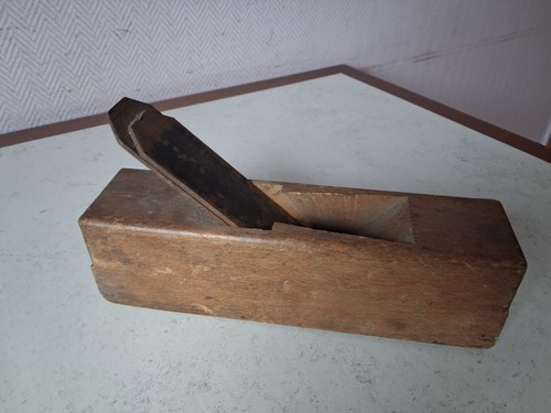 Ancien rabot bois - en,