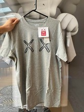Shirt uniqlo kaws - x,