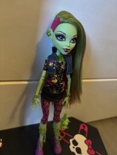 Poupée Monster High Venus