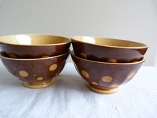 4 petits bols à pois faience