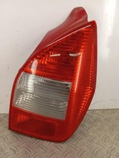 Feu arriere principal droit