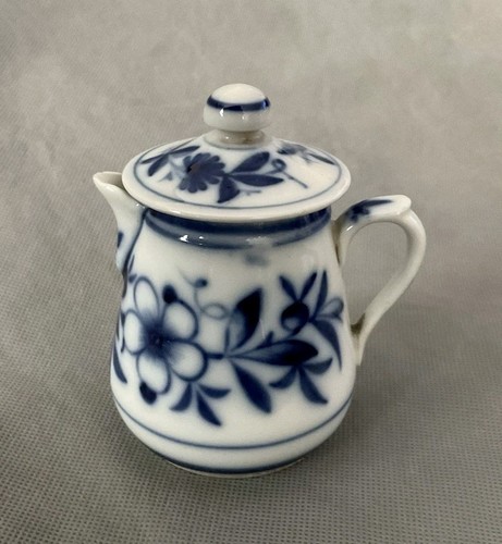 Petit pot lait couvert - petit,