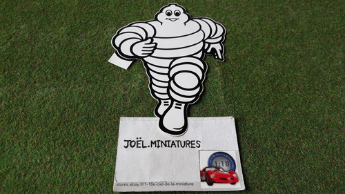 Petit autocollant michelin - petit,
