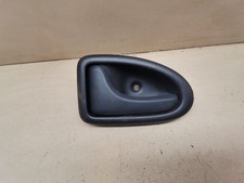 POIGNEE DE PORTE INTERIEURE  ARRIERE GAUCHE RENAULT CLIO 2 PHASE 1
