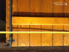 2 paires de volets en bois