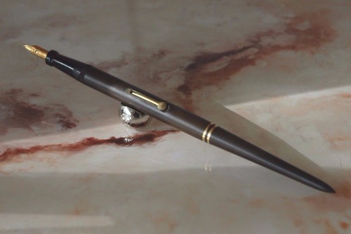 Rare vintage stylo plume - rare,