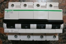 DISJONCTEUR TETRA 100A