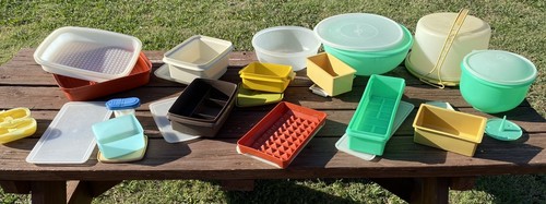 Vintage tupperware set - tupperware,