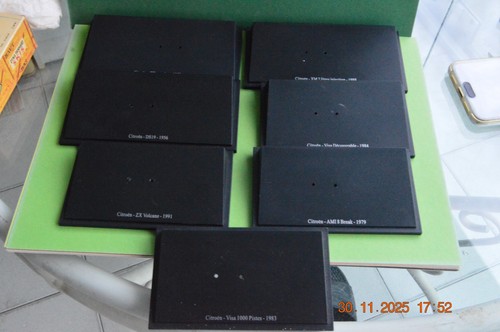 Lot socle pour voiture - lot,