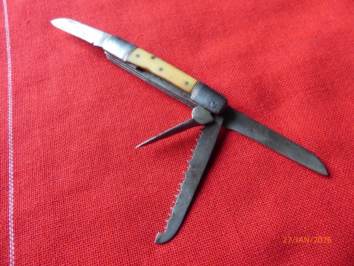 Petit couteau ancien pliant - ,