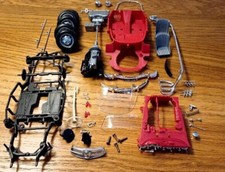 Pièces détachées :  Mercedes 300 SL 1954   1/18  Burago