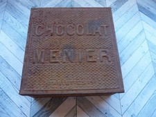 boite tole ancienne chocolat menier dim : 22 x 21 cm