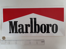 grand AUTOCOLLANT MARLBORO