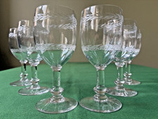 Lot 6 verres à liqueur