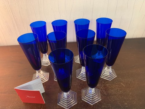 Champagne flutes model - 11,