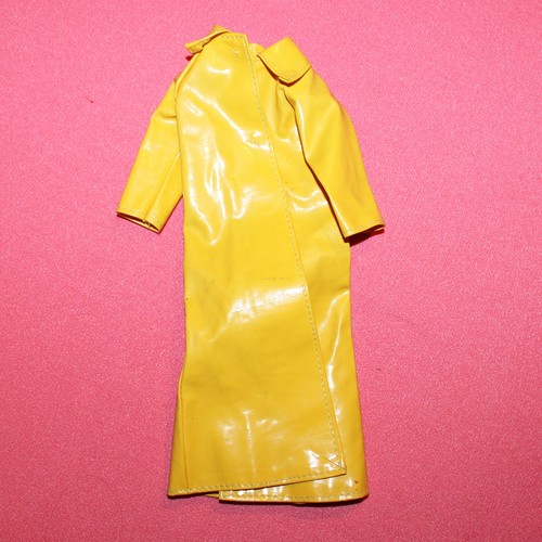 Imperméable jaune poupée
