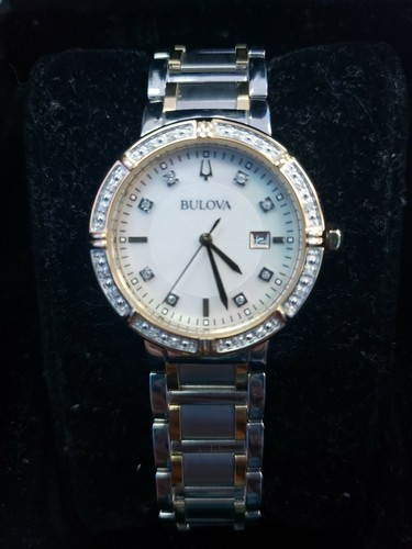 New box bulova ladies - box,