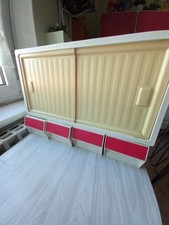 Vintage Armoire Plastique Rouge Et Jaune A Venir Chercher Sur Metz