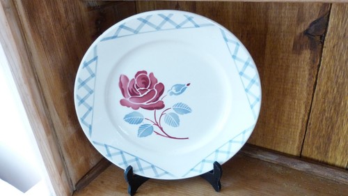 Assiette demi porcelaine - , de