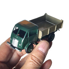 Dinky toys  n° 25M camion