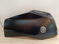 Une coque carenage lateral - carenage,