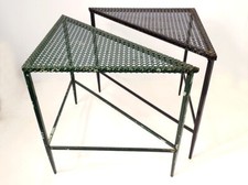 2 tables basses triangulaires